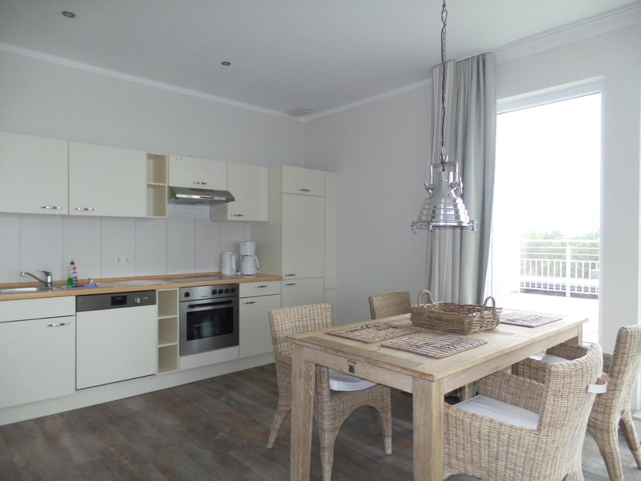 Strandnahe Fewos Mit Meerblick Und Dachterrasse, Residenz Bel Vital - Kategorie E Binz Exterior foto